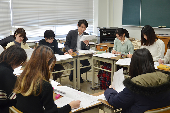 日本語日本文学科の特徴1