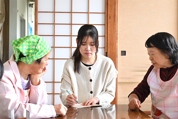gendai_pj04_yuipro02