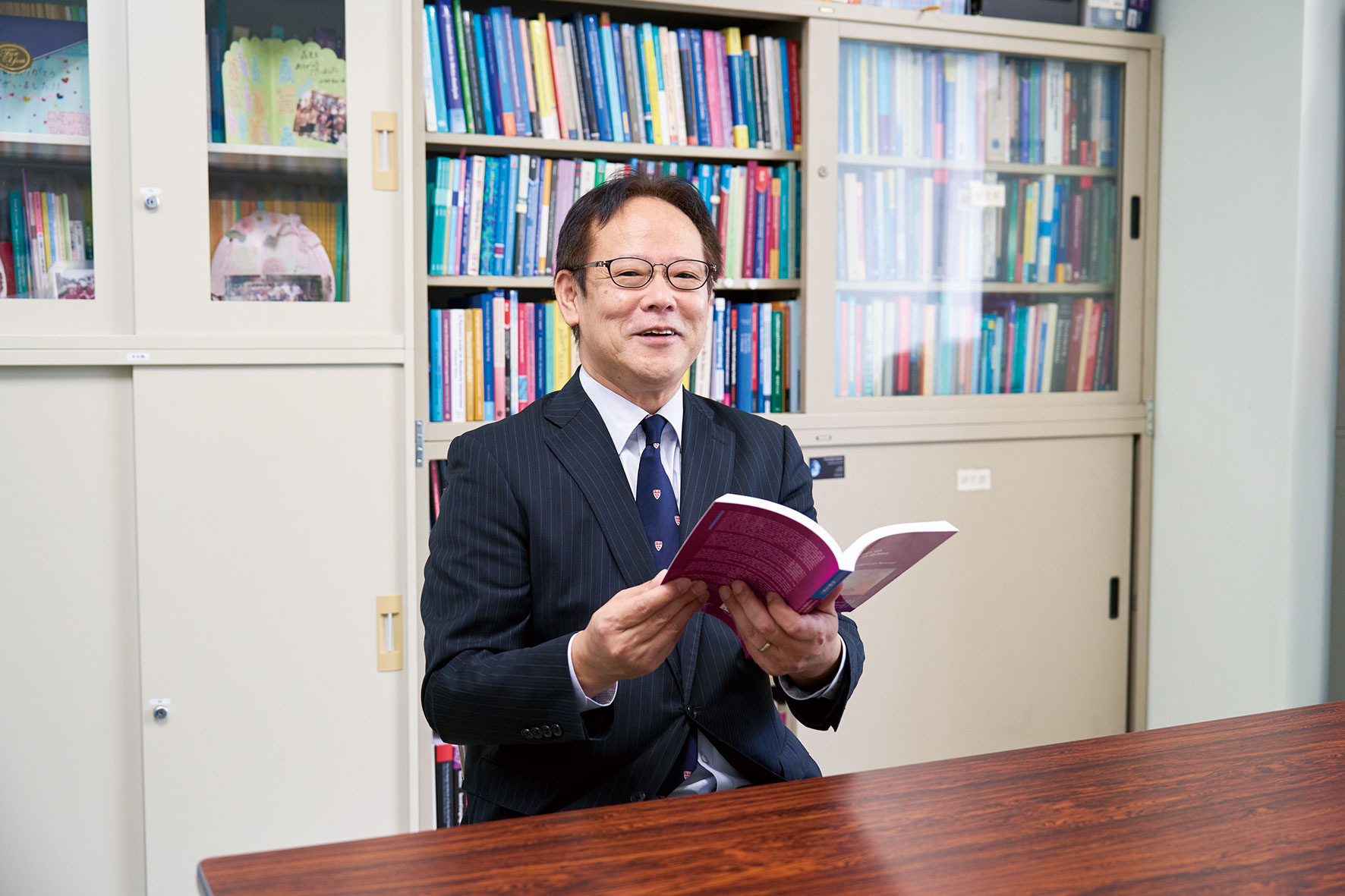 国際学部_トビラ_森先生20241114_353_2