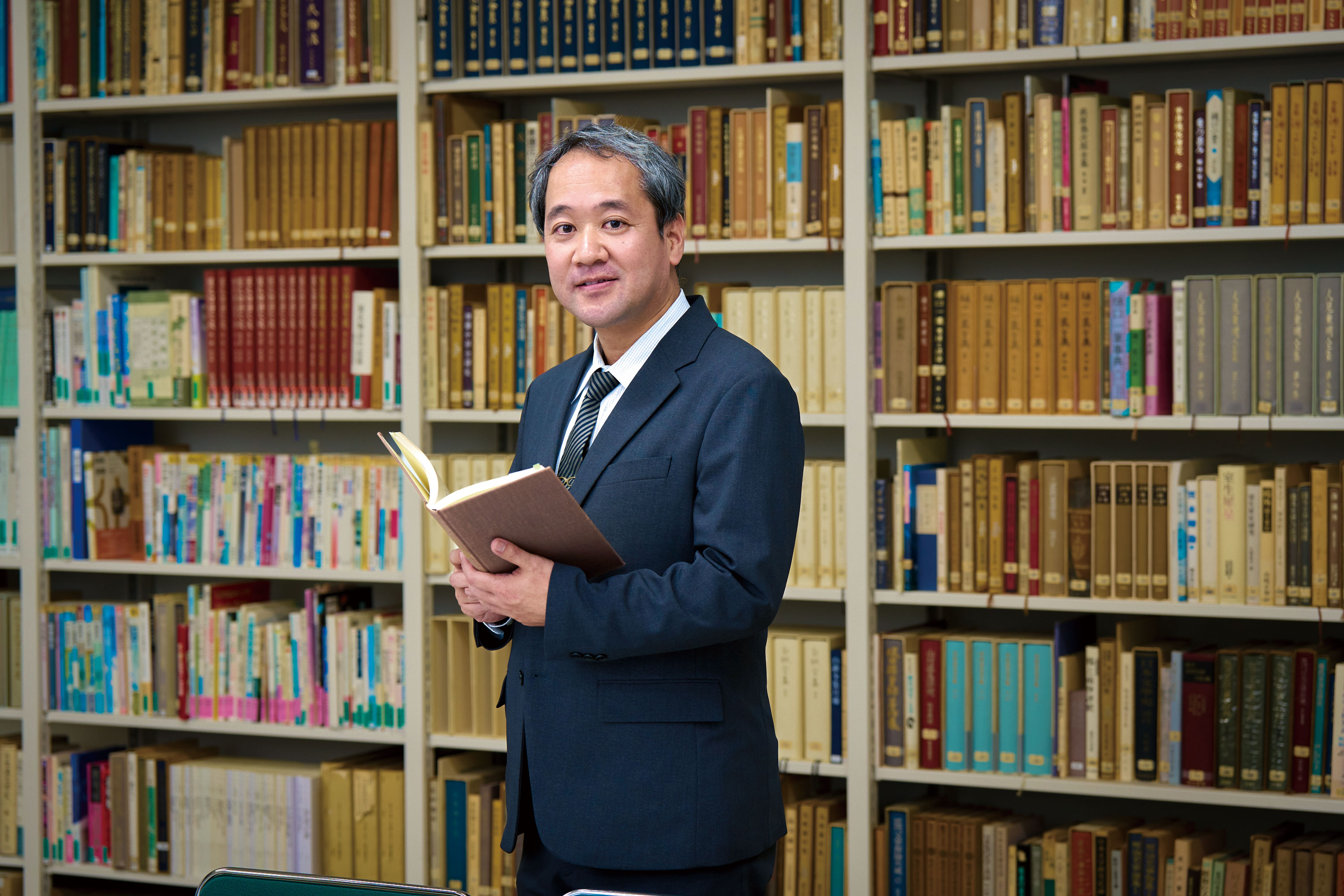 学部トビラ_須永先生20241118_903